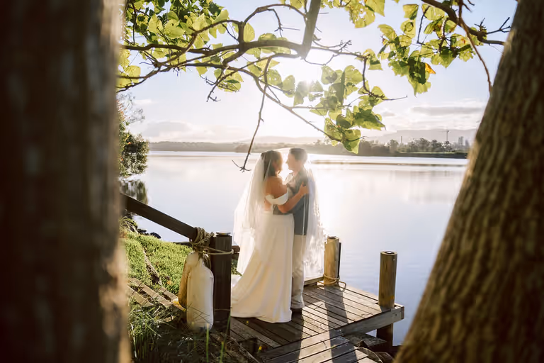 Bec & Tim • Terara Riverside Gardens