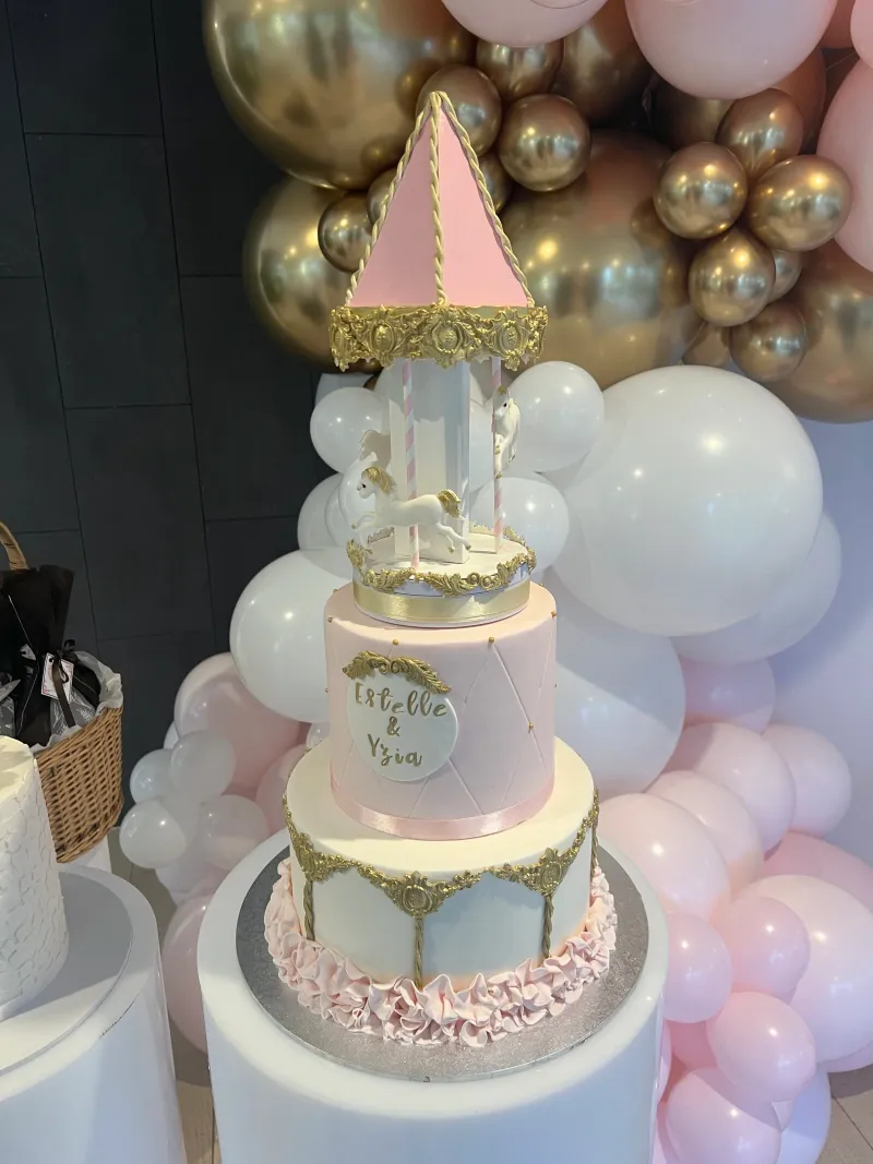 Cakes by Tati