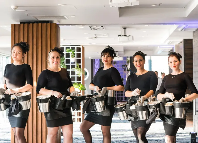 Sydney Oyster Girls photo
