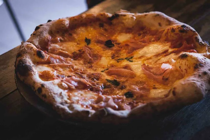 Melbourne Wood Fired Pizza, photograph 5 of 5