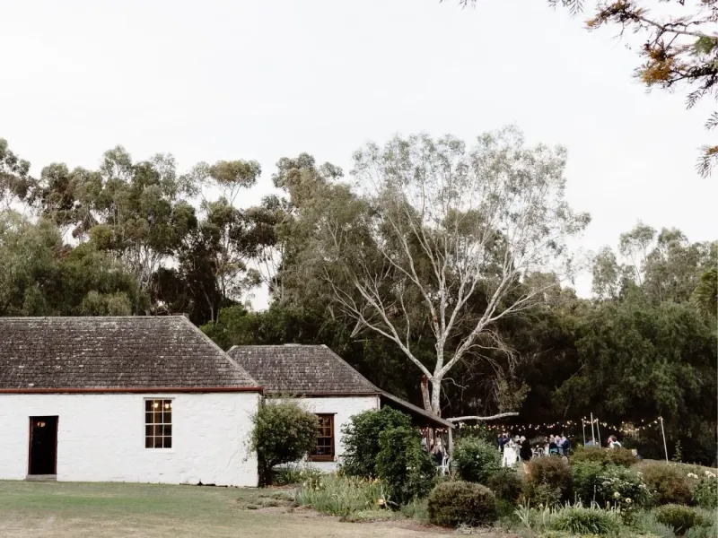 The Epicurean Emu Bottom