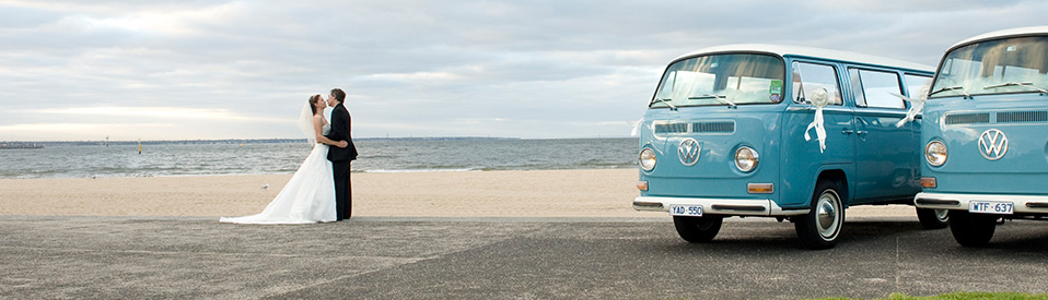 Kombi Love video thumbnail