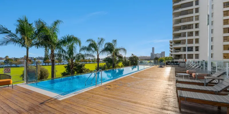 Crowne Plaza Perth photo