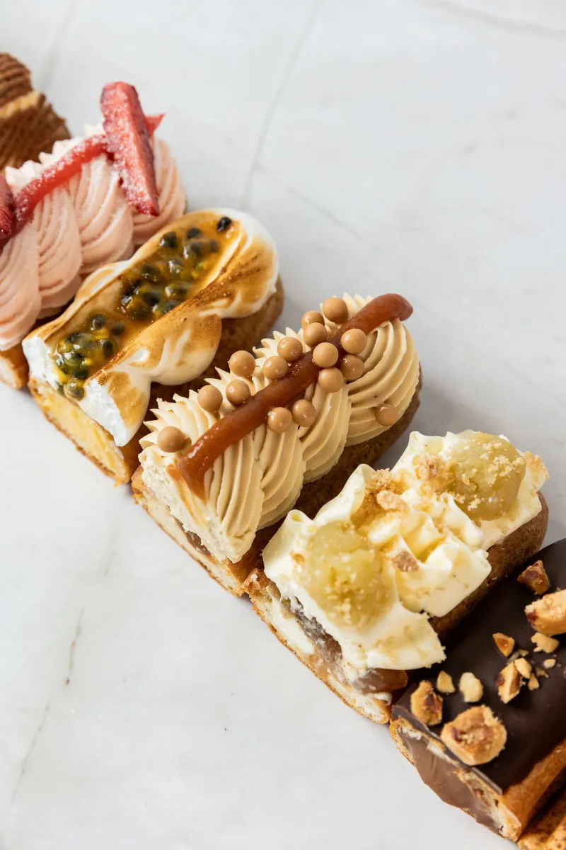 Eclair at the Bay