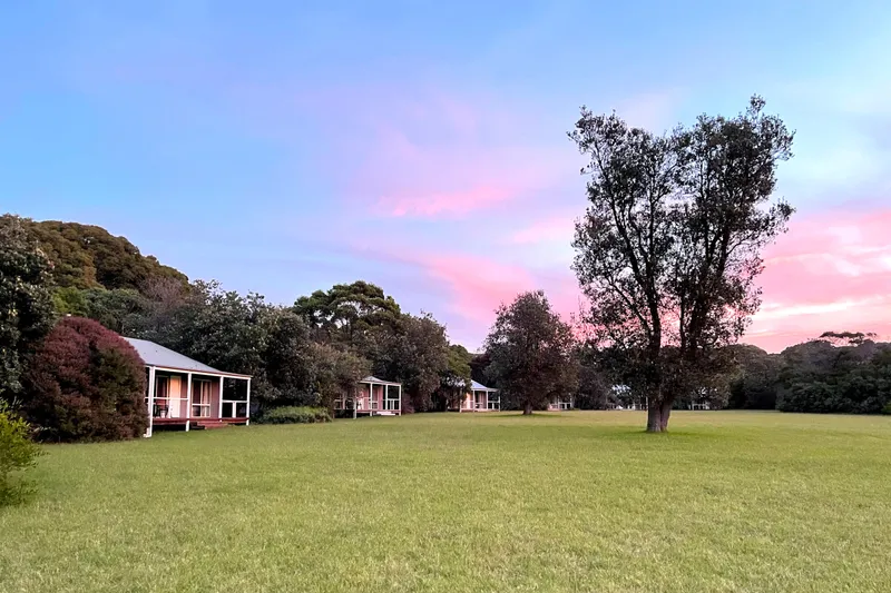 Mystery Bay Cottages