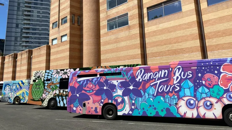 Bangin Bus Tours