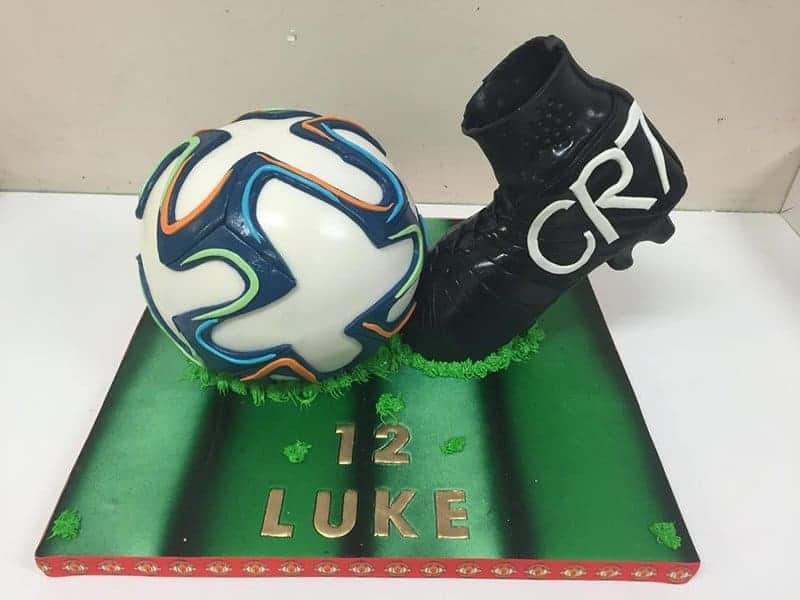 My Delicious Cakes & Decorating