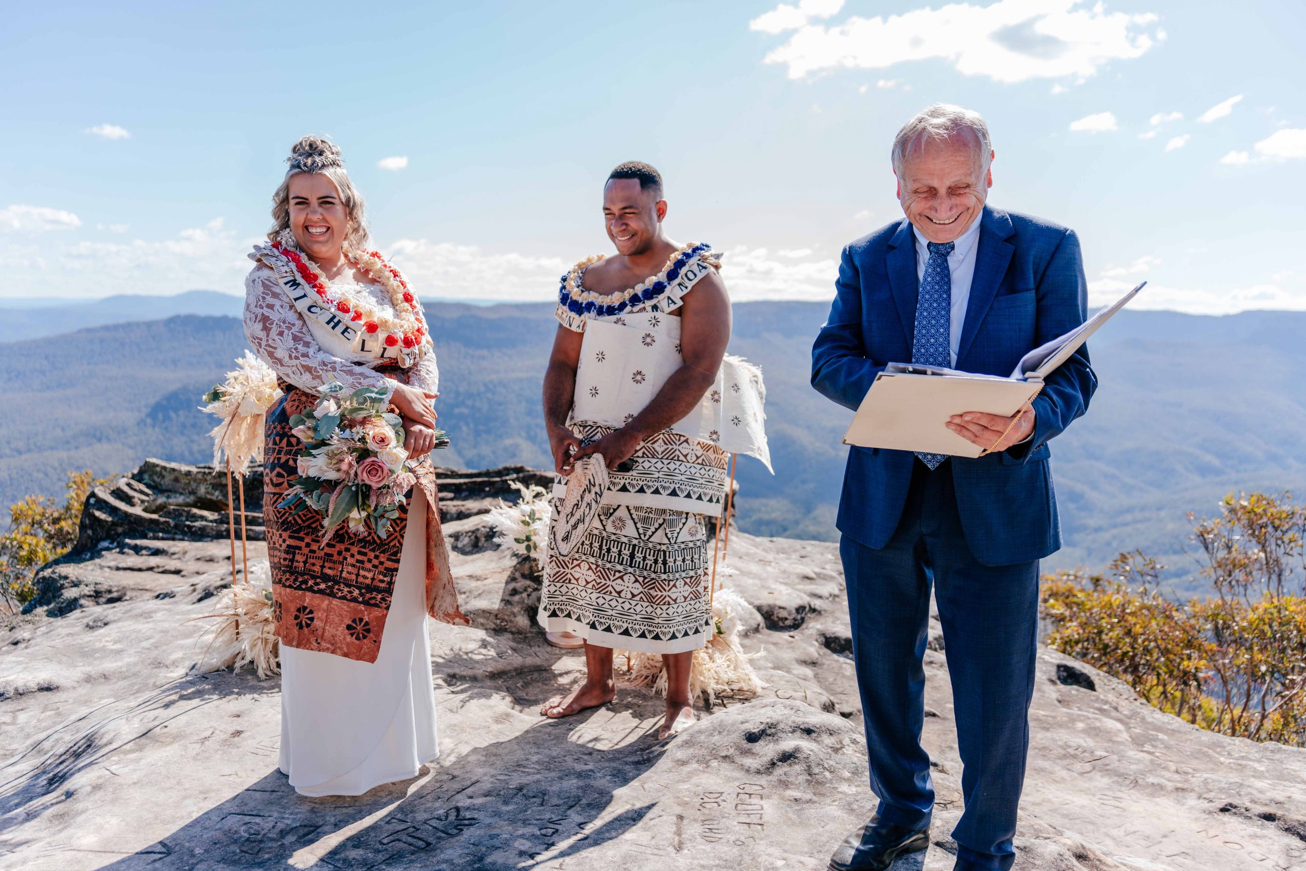 Blue Mountains Celebrant - Phil Timbrell Happyday Celebrant video thumbnail