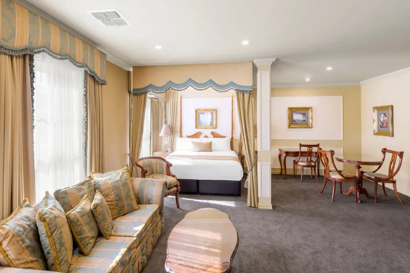 Canterbury International Hotel