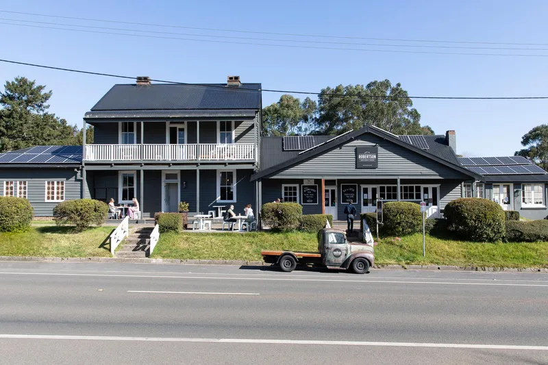 Robertson Public House & Kitchen