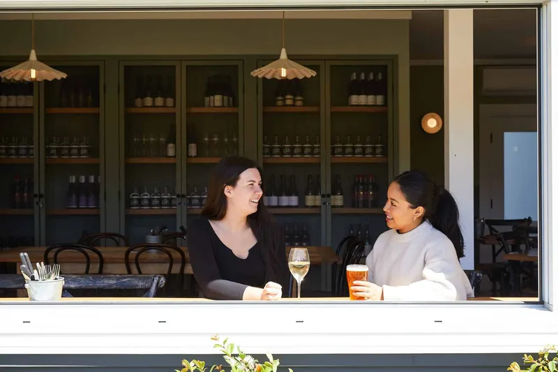 Robertson Public House & Kitchen