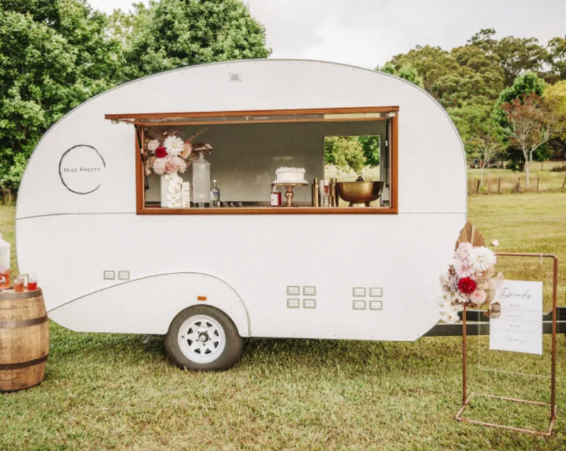 Miss Pretty Bar on Wheels photo