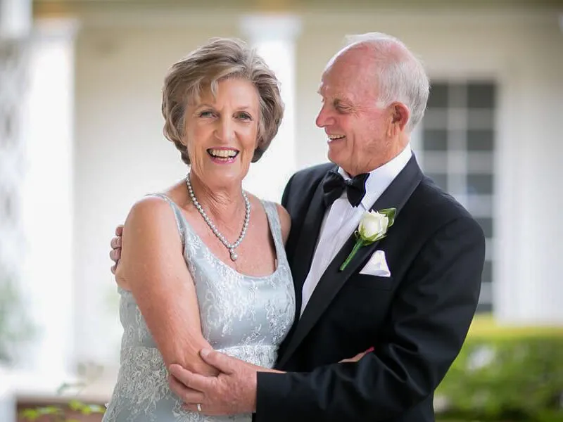 Vivienne Warren - Celebrant for All Occasions