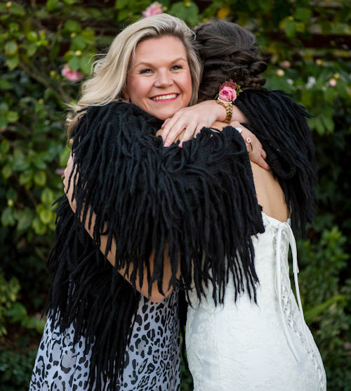 Melbourne Celebrant Julie photo