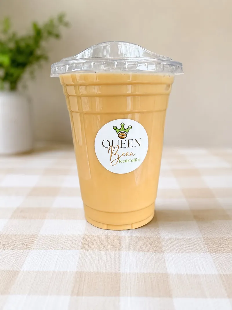 The Queen Bean Mobile Coffee Van, photograph 3 of 7