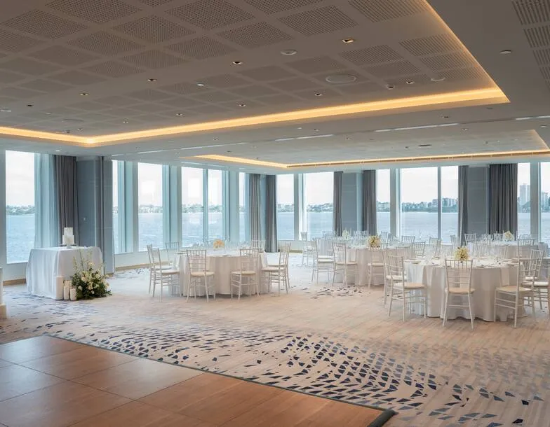 DoubleTree by Hilton Perth Waterfront photo