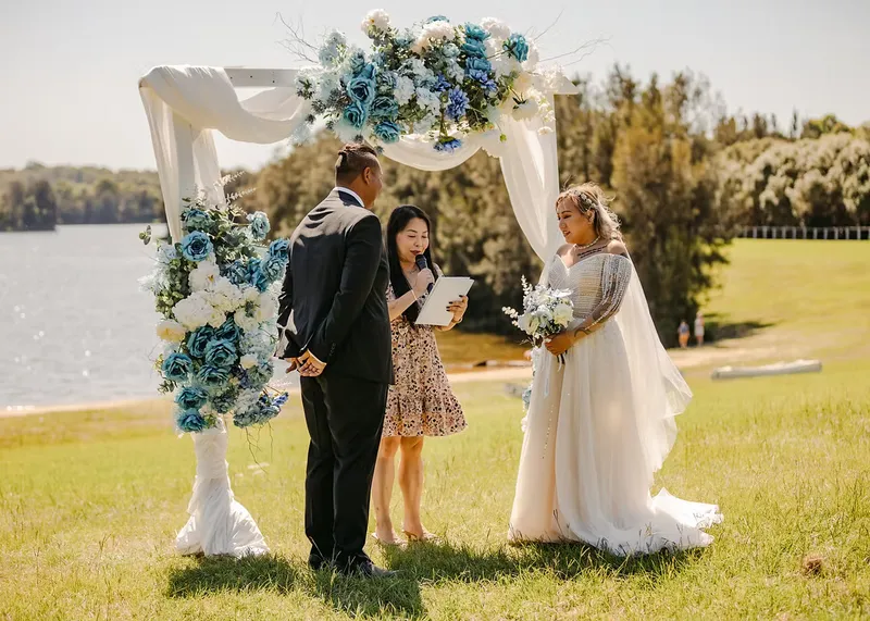 Amanda Le Celebrant photo