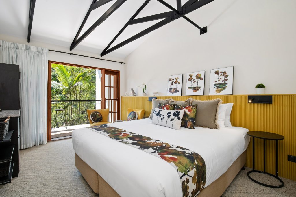 Tamborine Mountain Glades (formerly Cedar Creek Lodges) video thumbnail