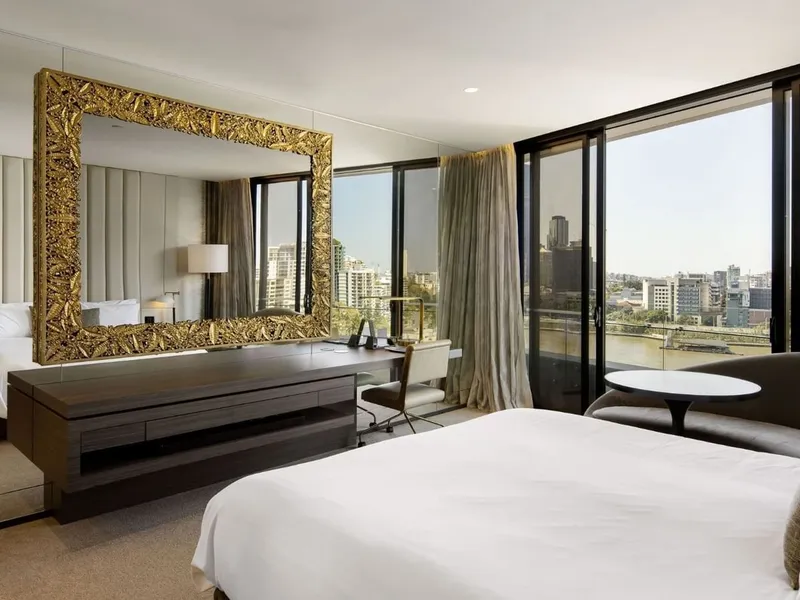 Emporium Hotel