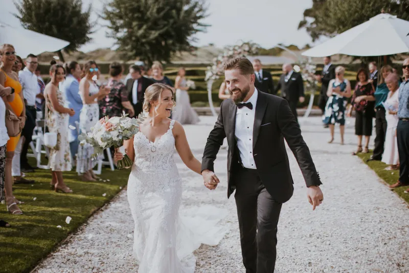 Peter Shearer Menswear & Suit Hire
