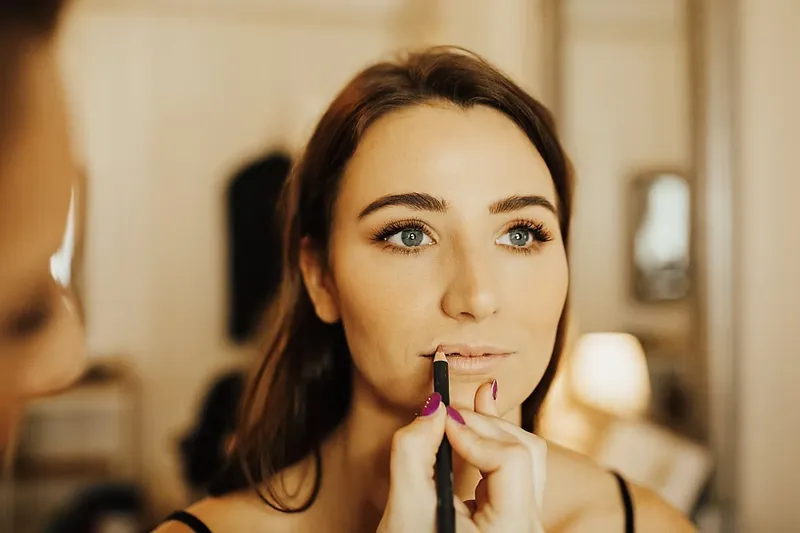 Danielle Matthews Makeup Artist photo