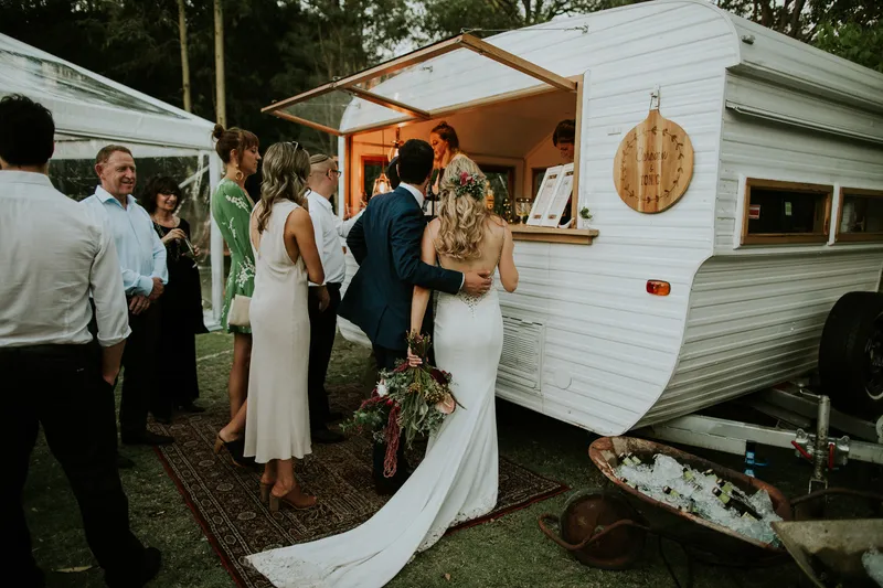 Caravan & Tonic